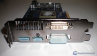 Gigabyte_GV-R685OC-1GD_Radeon_HD6850_OC_1GB__1